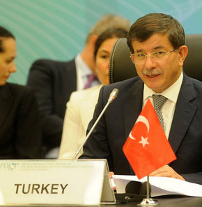 Ahmet Davutoğlu