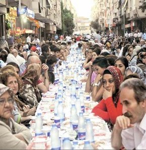 Güngören'de iftar