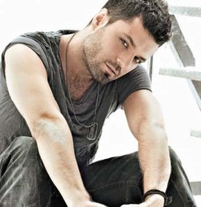 Popçu Emir’in Eline Düştüm Şarkısı Brezilya’da dizi müziği oldu