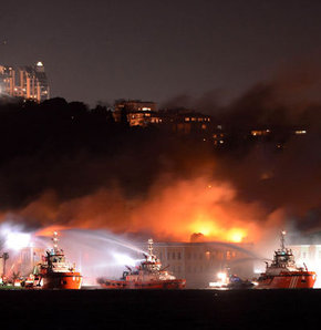 Galatasaray Üniversitesi'nde yangın!