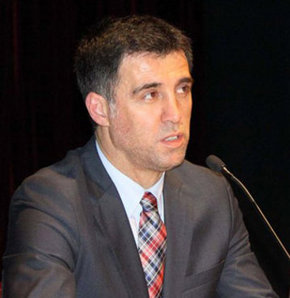 AK Parti Milletvekili Hakan Şükür, "Ben bir Arnavut'um. Aslında bu açıdan bakarsanız Türk değilim" şeklindeki sözlerinin ardından başlayan tartışmaları değerlendirdi.