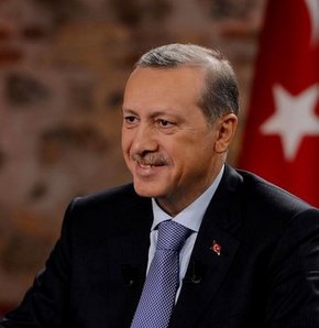 Başbakan Erdoğan canlı yayında gündeme ilişkin değerlendirmelerde bulunuyor.
