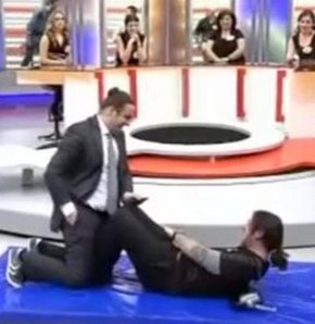 'Ben Bilmem Eşim Bilir'de mekik çekilirse!