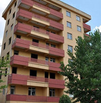 Binanın temelinden gömlek düğmeleri çıktı!