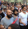 Ünlü isimlerden gençlere 'evine dön' çağrısı