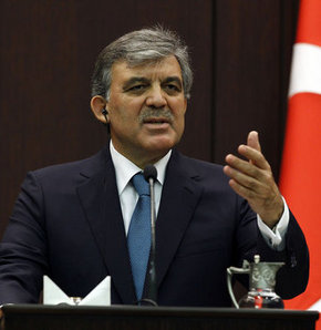 Cumhurbaşkanı Gül’den Zafer Bayramı mesajı