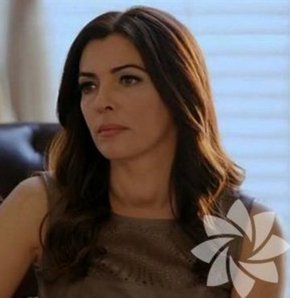 İntikam dizisinin sır küpü kadını Şahika Arsoy'un dizide giydiği kıyafetler...