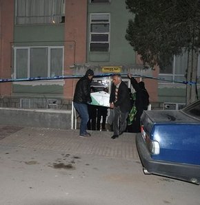 Barışma teklifini kabul etmeyince kalbinden vurdu