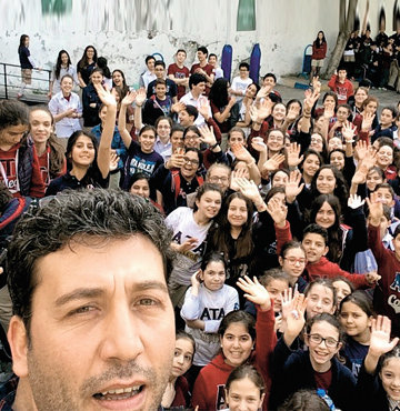 ‘Ben çirkinim onlar güzel’