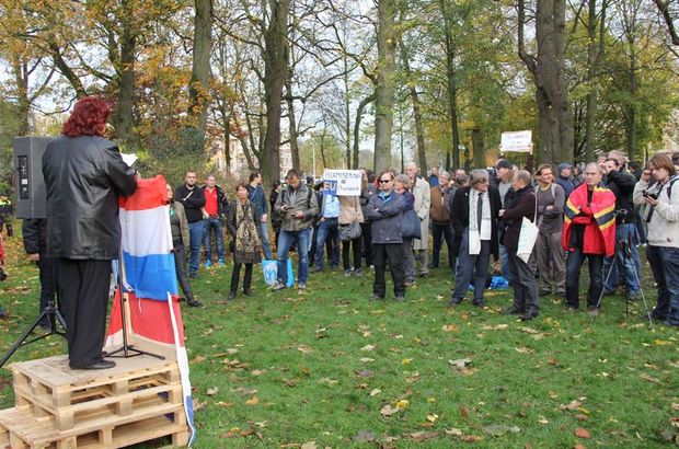 Hollandada PEGIDA gösterisi: Kebap yemeyin 54
