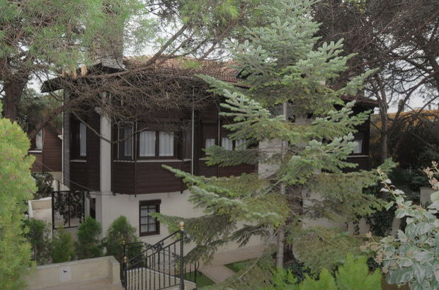 Türkan Şoray, evini satıyor