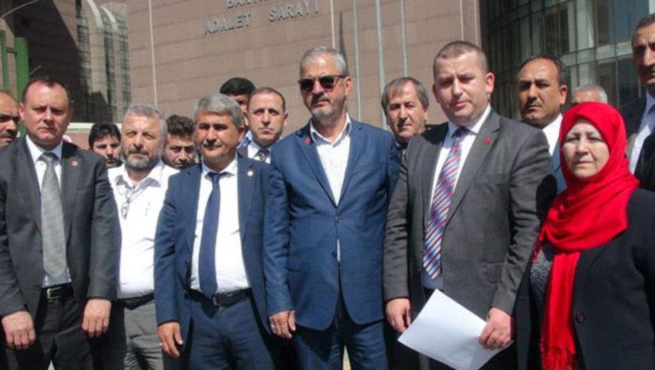 Muhtarlardan Leman dergisine suç duyurusu 48