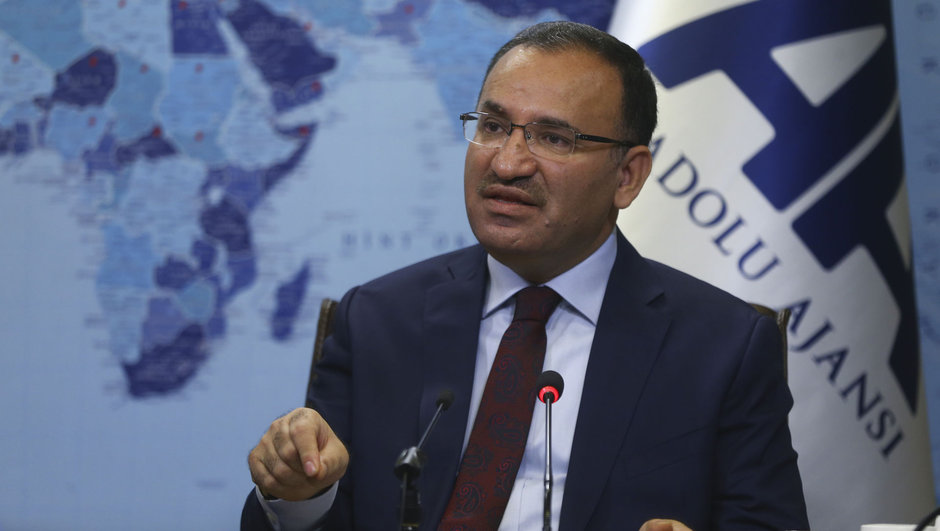 Bekir Bozdağ