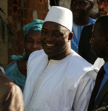Gambiya'nın yeni başkanı kadın yardımcı atadı