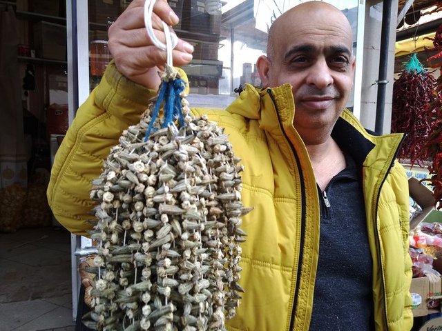 Edirne'de kurutulmuş bamyanın kilogramı altın fiyatıyla yarışıyor
