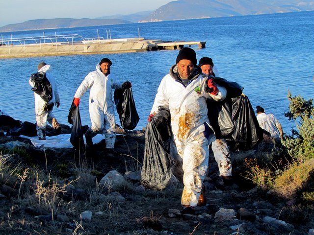 Çevreyi kirleten gemiye 5 milyon TL ceza geliyor