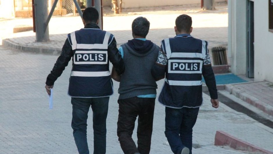Emniyet'te FETÖ operasyonu! 54 ilde 803 kişi gözaltına alındı