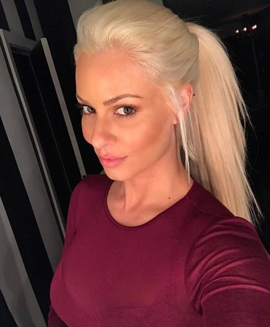 Diva Maryse'in çıplak fotoğrafları internete sızdı