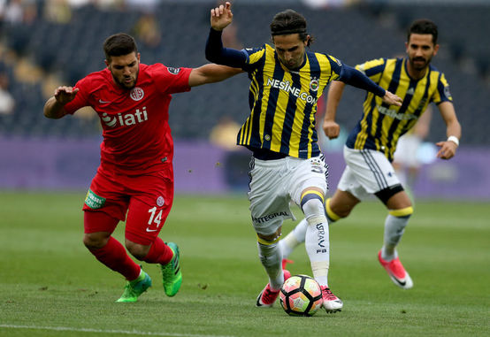 Fenerbahçe Hasan Ali Kaldırım’la sözleşme uzattı