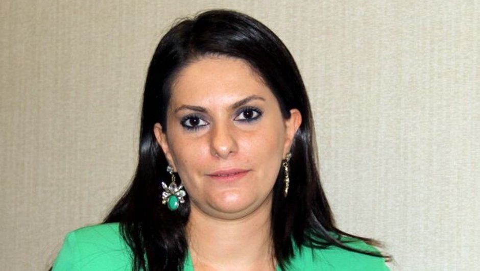 Jülide Sarıeroğlu ile ilgili görsel sonucu