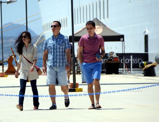 Bodrum'da İskandinav turistler tatilin tadını çıkarıyor