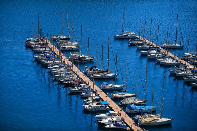 Bodrum'da İskandinav turistler tatilin tadını çıkarıyor