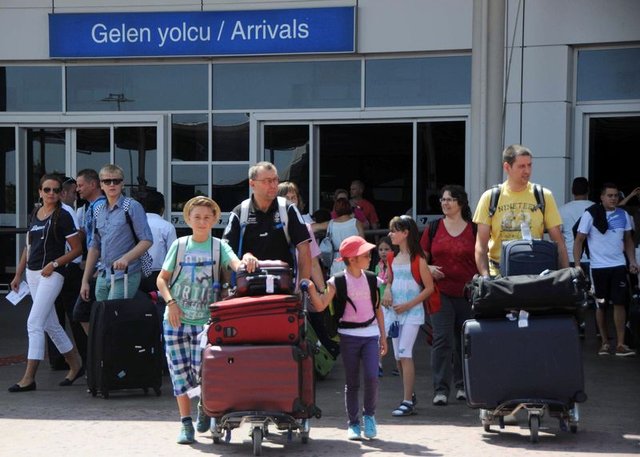 Bodrum'da İskandinav turistler tatilin tadını çıkarıyor