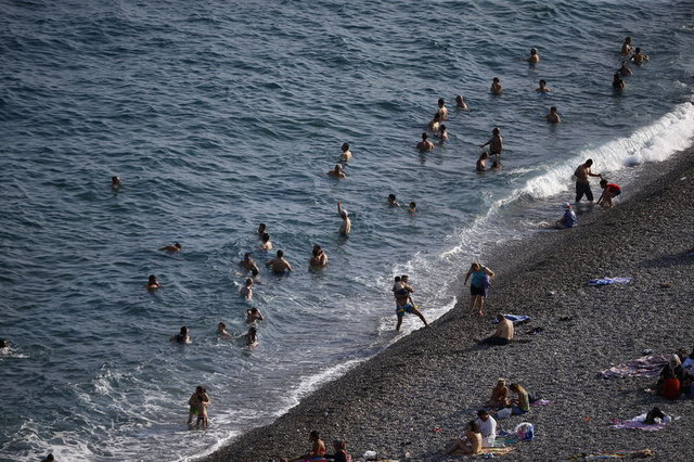 Bodrum'da İskandinav turistler tatilin tadını çıkarıyor