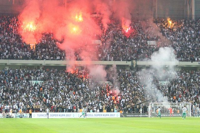 Konyaspor-Beşiktaş maçında olaylar