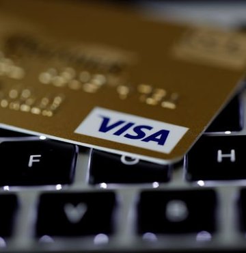Dikkat Kredi kartı bilgileriniz Facebook ta satılıyor olabilir