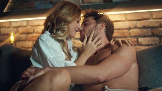 Hadise, 'Sıfır Tolerans' klibi ile ilgili RTÜK kararına isyan etti! Magazin Haberleri