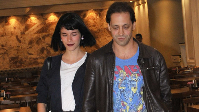 Kaan Tangöze sevgilisi Kıvılcım Ural ile birlikte yaşadığı eve geri döndü