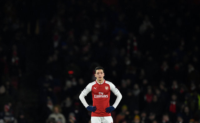 Mesut Özil’in hayatı kitap oldu! 23