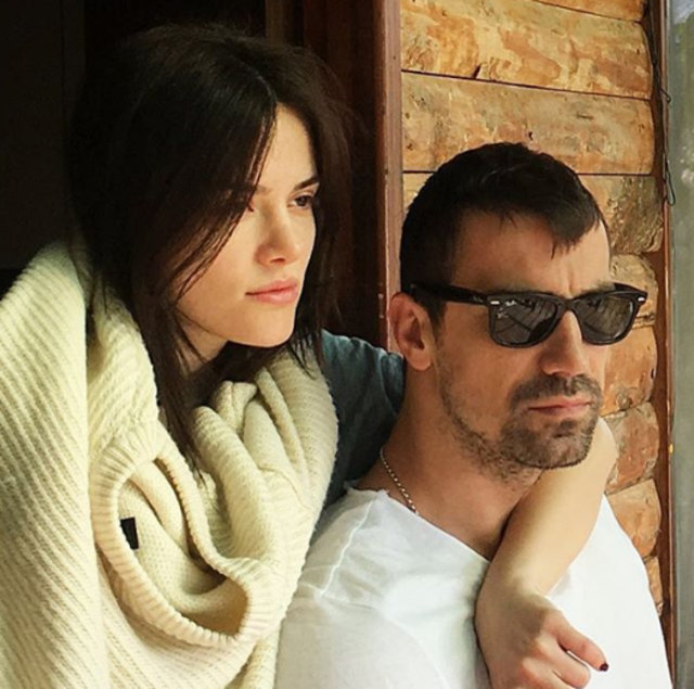 İbrahim Çelikkol ile eşi Mihre Çelikkol, Paris'te aşk tazeledi! - Magazin haberleri