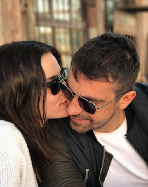 İbrahim Çelikkol ile eşi Mihre Çelikkol, Paris'te aşk tazeledi! - Magazin haberleri