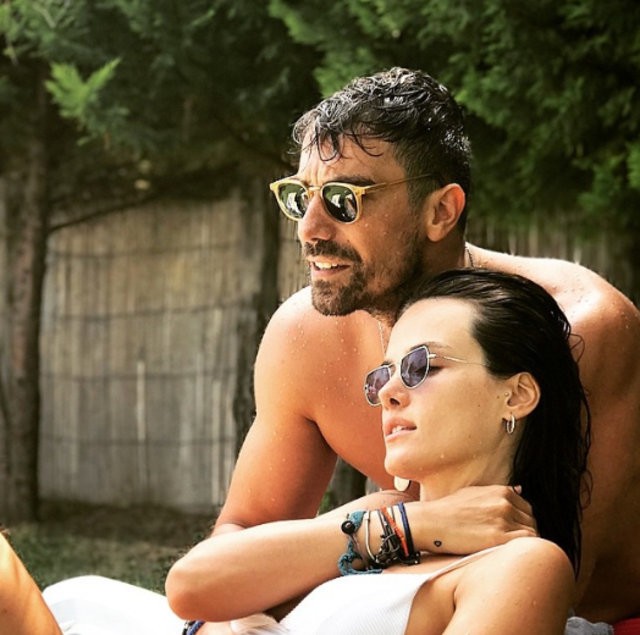 İbrahim Çelikkol ile eşi Mihre Çelikkol, Paris'te aşk tazeledi! - Magazin haberleri