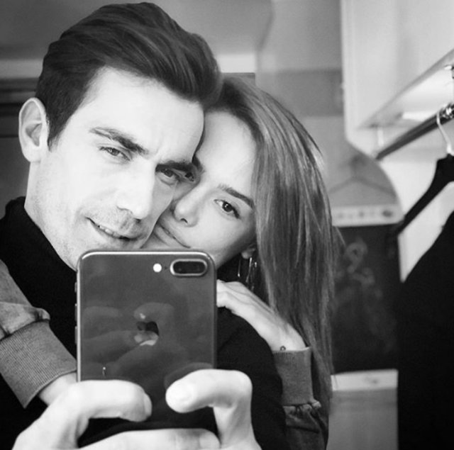 İbrahim Çelikkol ile eşi Mihre Çelikkol, Paris'te aşk tazeledi! - Magazin haberleri