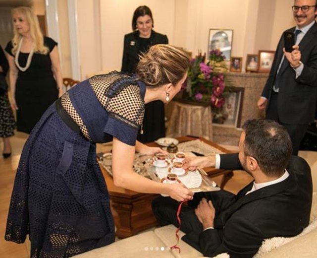 Simge Fıstıkoğlu kına gecesi yaptı - Magazin haberleri