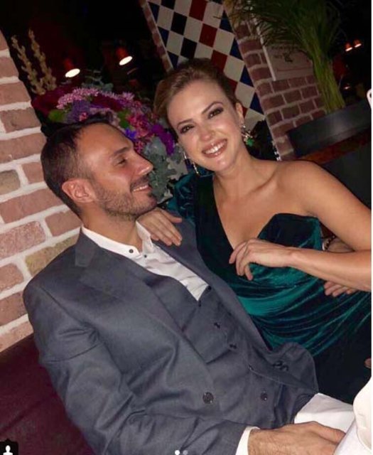 Simge Fıstıkoğlu kına gecesi yaptı - Magazin haberleri