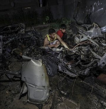 İsrail'den Gazze'deki 9 hedefe saldırı