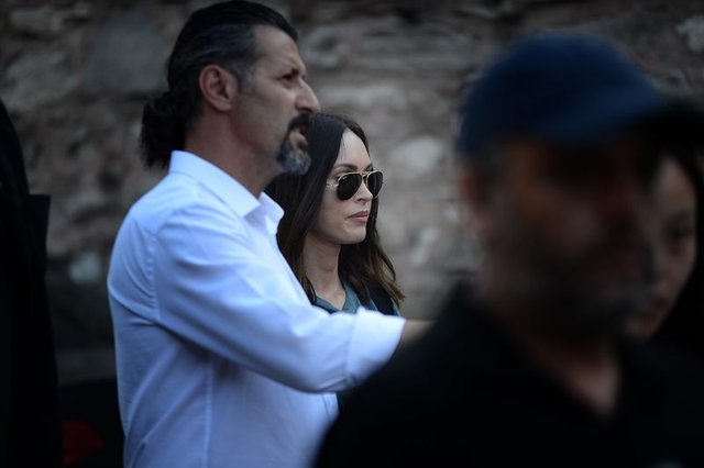 Megan Fox belgesel çekimi için annesi ile İstanbul’a geldi - Magazin haberleri