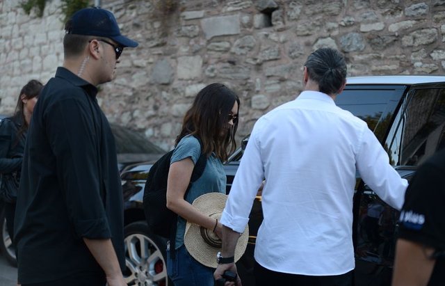 Megan Fox belgesel çekimi için annesi ile İstanbul’a geldi - Magazin haberleri