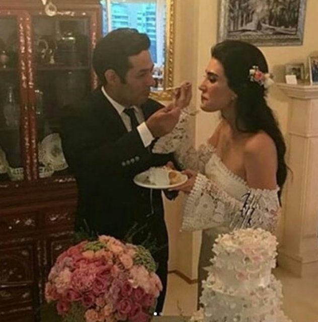 Mert Fırat ile sevgilisi İdil Fırat'ın nişanından ilk kareler