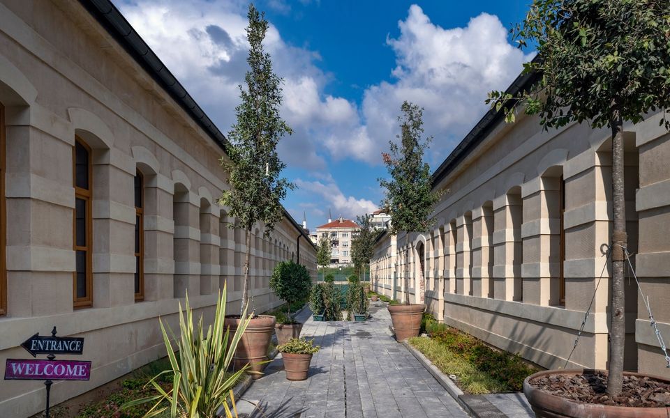 164 yıllık tarihi yapılar modern dokunuşla halka açılıyor