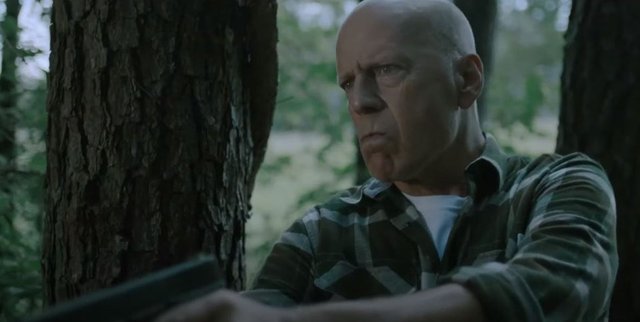 Bruce Willis Son Filmi Ne Zaman Kacak Bruce Willis In Hastal