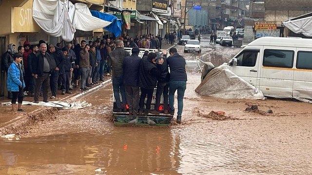 Sel Felaketinde Ac Bilan O Ad Yaman Ve Anl Urfa Sel Felaketi L Ve