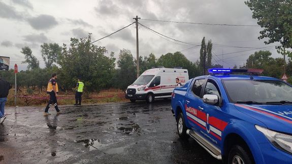 Bursada feci kaza Çarptığı yayanın ölümüne neden oldu olay yerinden