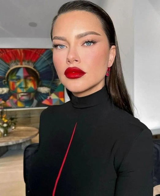 Adriana Lima son haliyle şoke etti Ünlü modeli görenler tanımakta