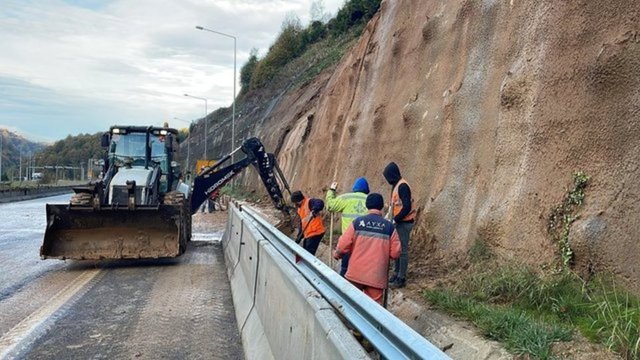 BOLU TÜNELİ YOL DURUMU SON DAKİKA 17 Kasım 2023 Bolu Dağı Tüneli