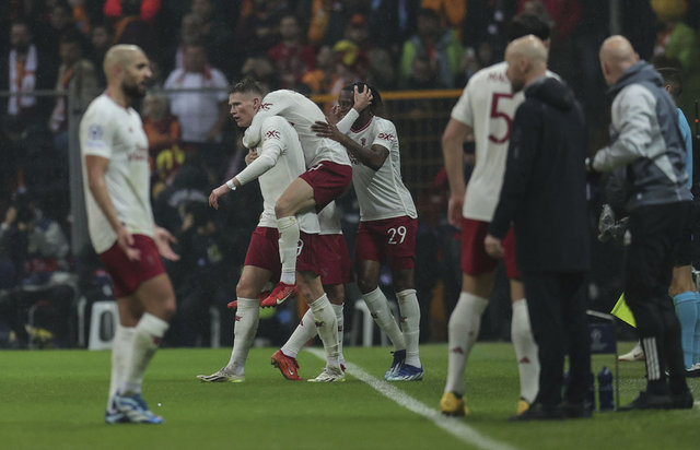 Galatasaray Gruptan Nas L Kar Galatasaray Nas L Tur Atlar Te